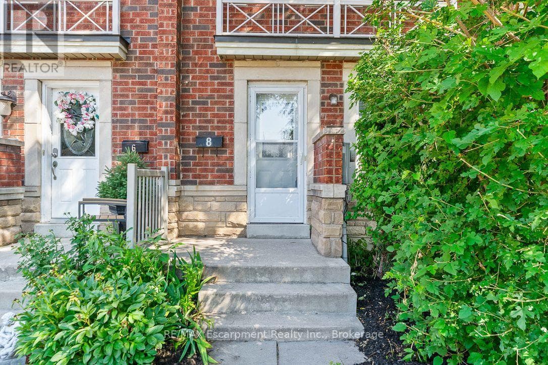 Photo of 8 JIM BAIRD MEWS