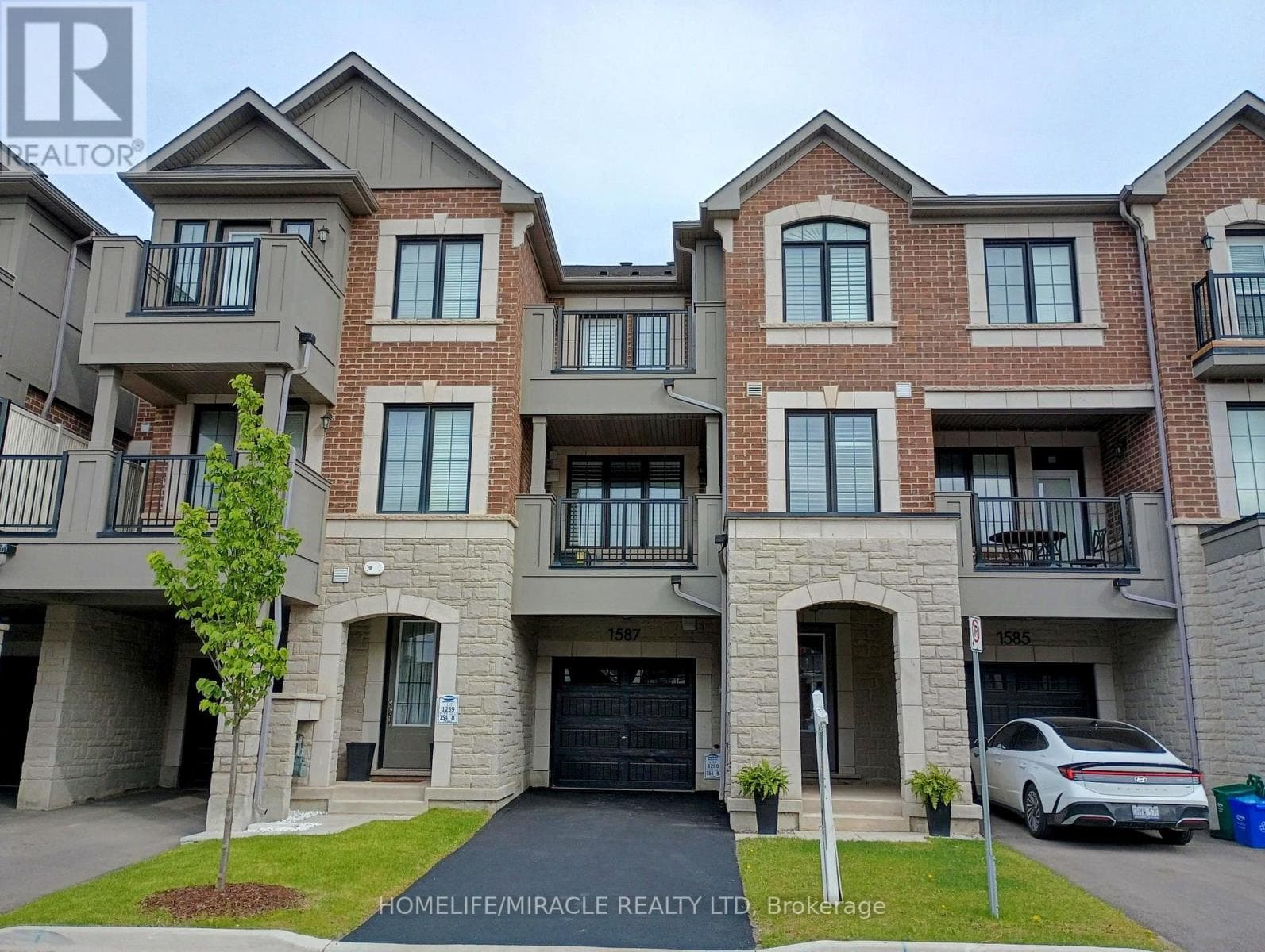 Photo of 1587 MOIRA CRESCENT