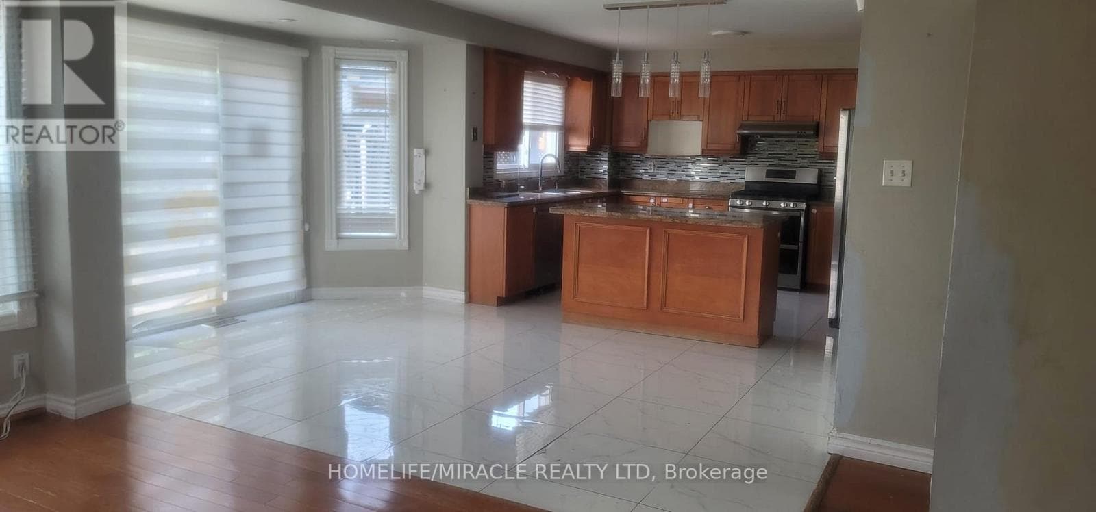 Photo of 144 MOFFATT AVENUE