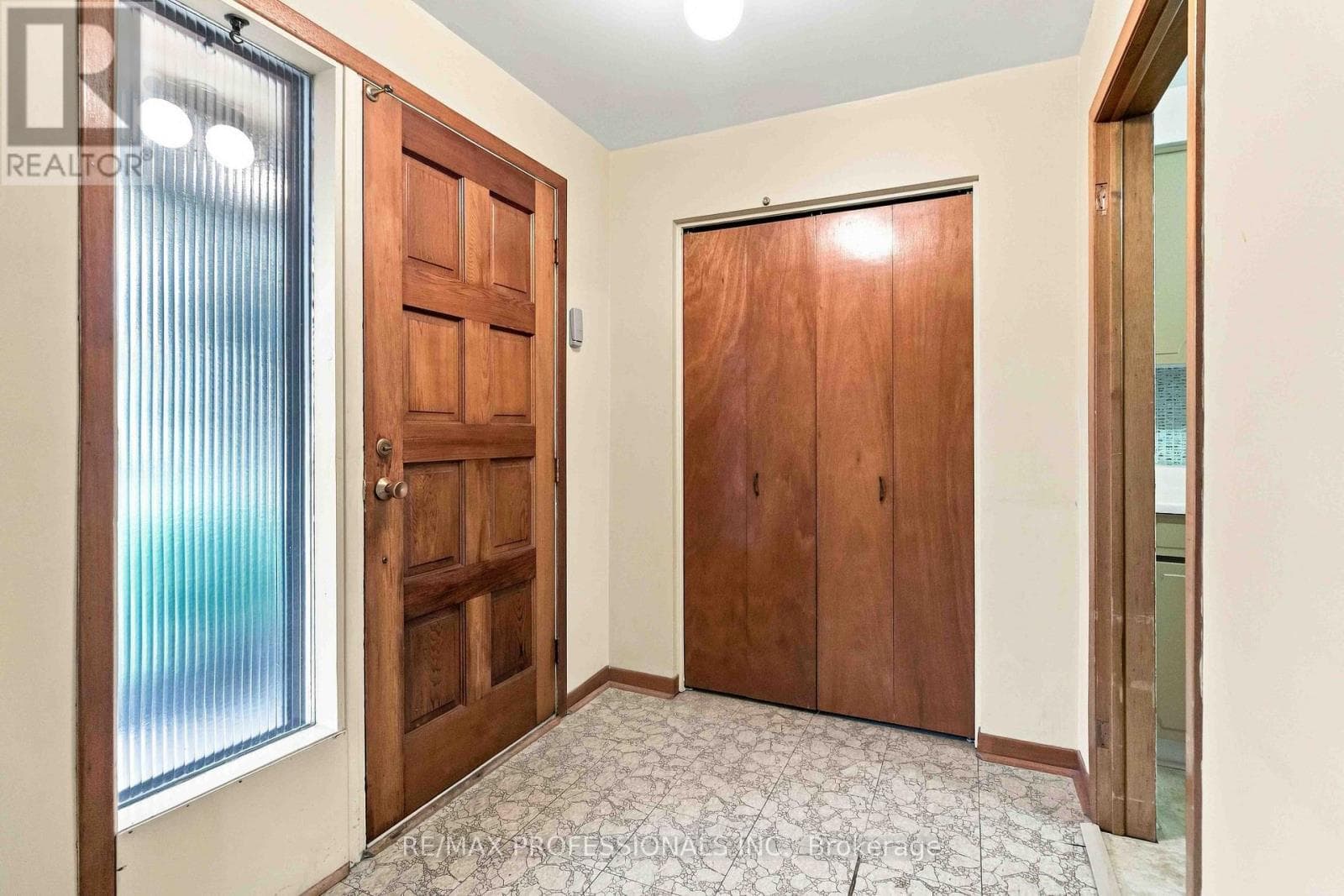 Photo of 7449 PICKFAIR DRIVE