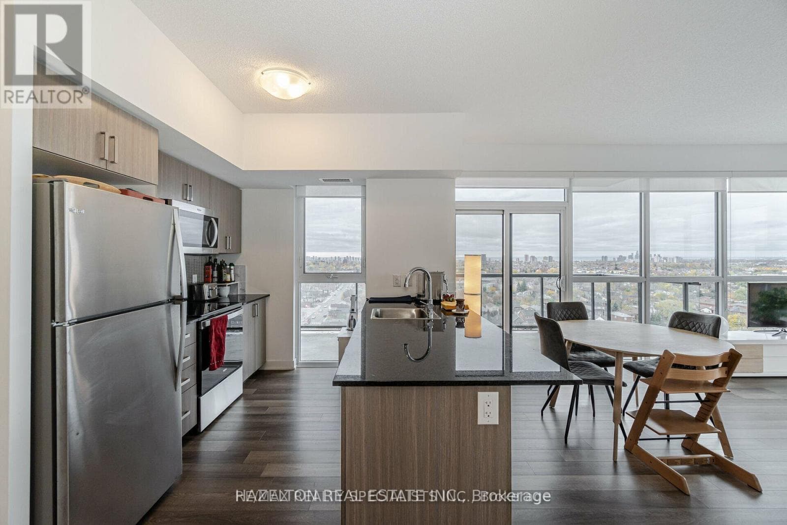 Photo of 1304 - 1603 EGLINTON AVENUE W