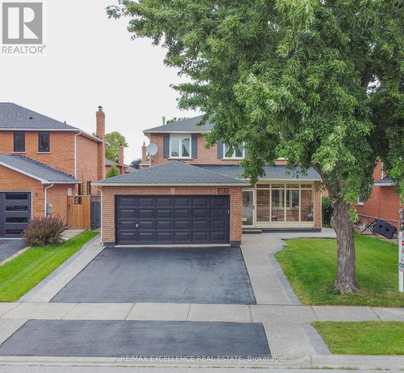 Photo of 303 HICKORY CIRCLE
