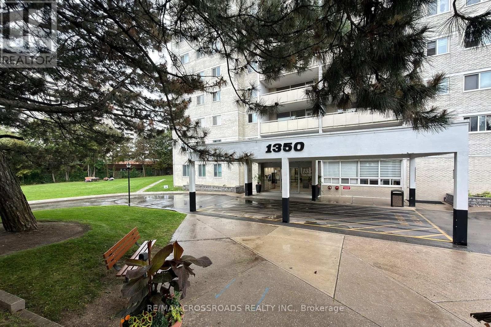 Photo of 906 - 1350 YORK MILLS ROAD