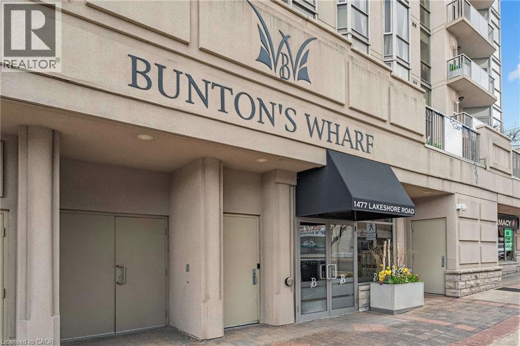 Photo of 1477 LAKESHORE Road Unit# PH 1