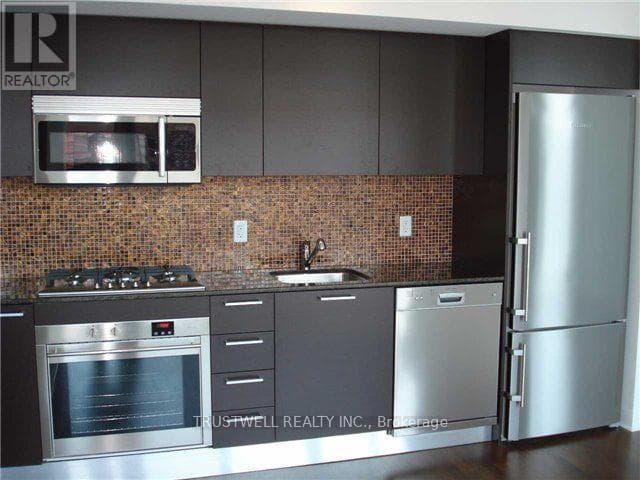 Photo of 1510 - 375 KING STREET W