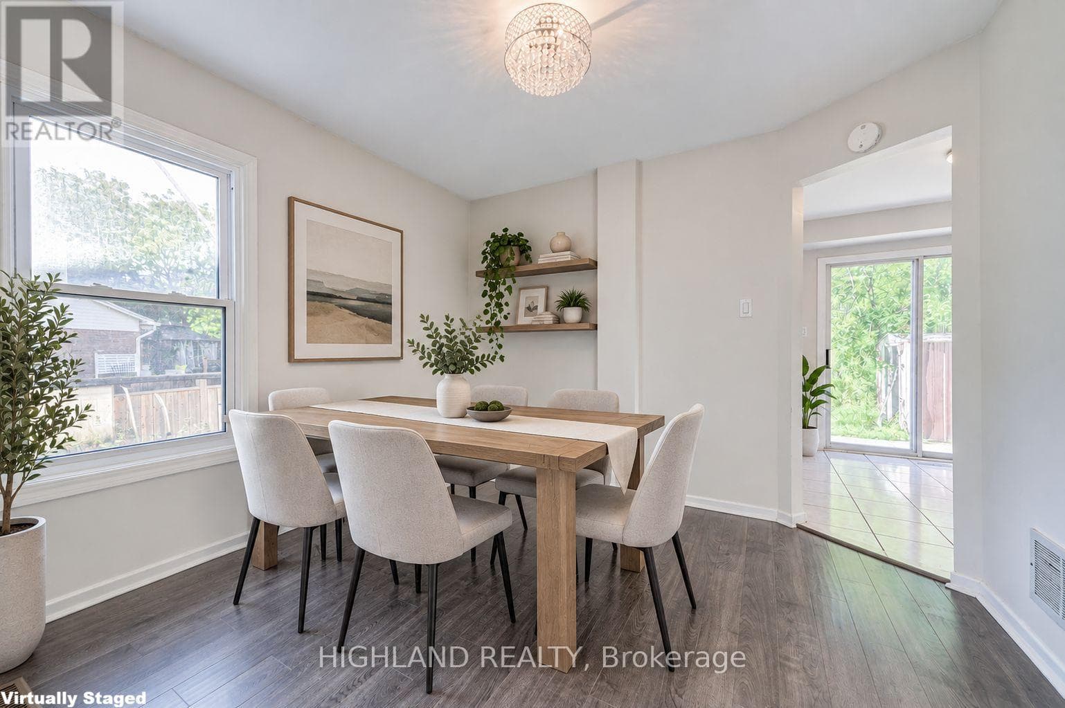 Photo of 2032 GLENADA CRESCENT