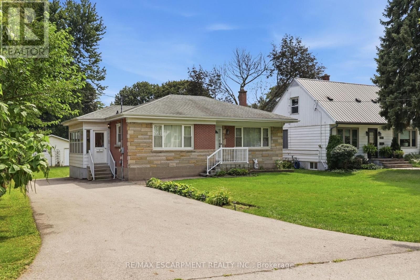 Photo of 522 ENFIELD ROAD