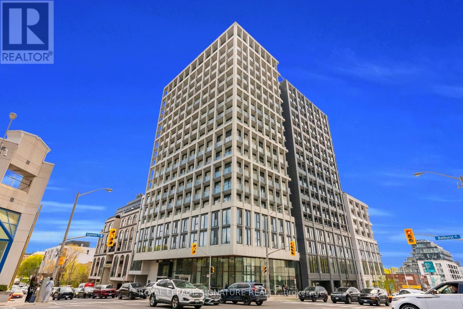 Photo of 1121 - 2020 BATHURST STREET