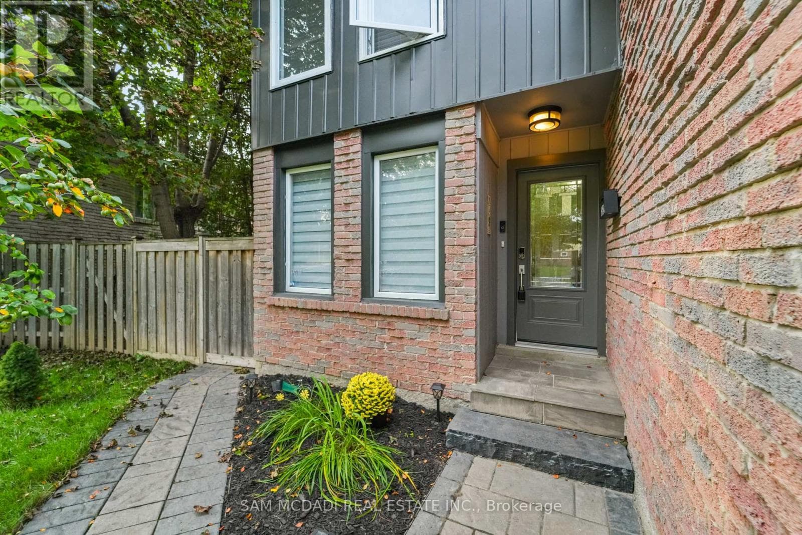Photo of 6954 CADIZ CRESCENT