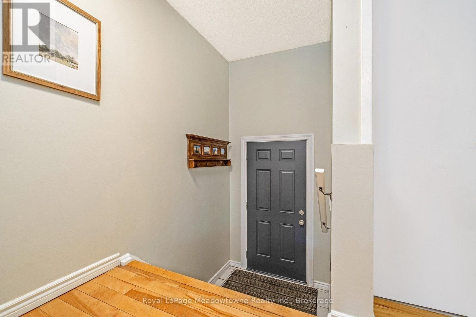 Photo of 4 - 481 PITFIELD ROAD