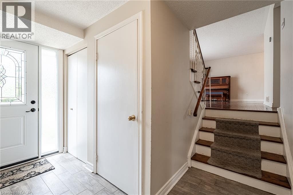 Photo of 557 TRAFFORD Crescent