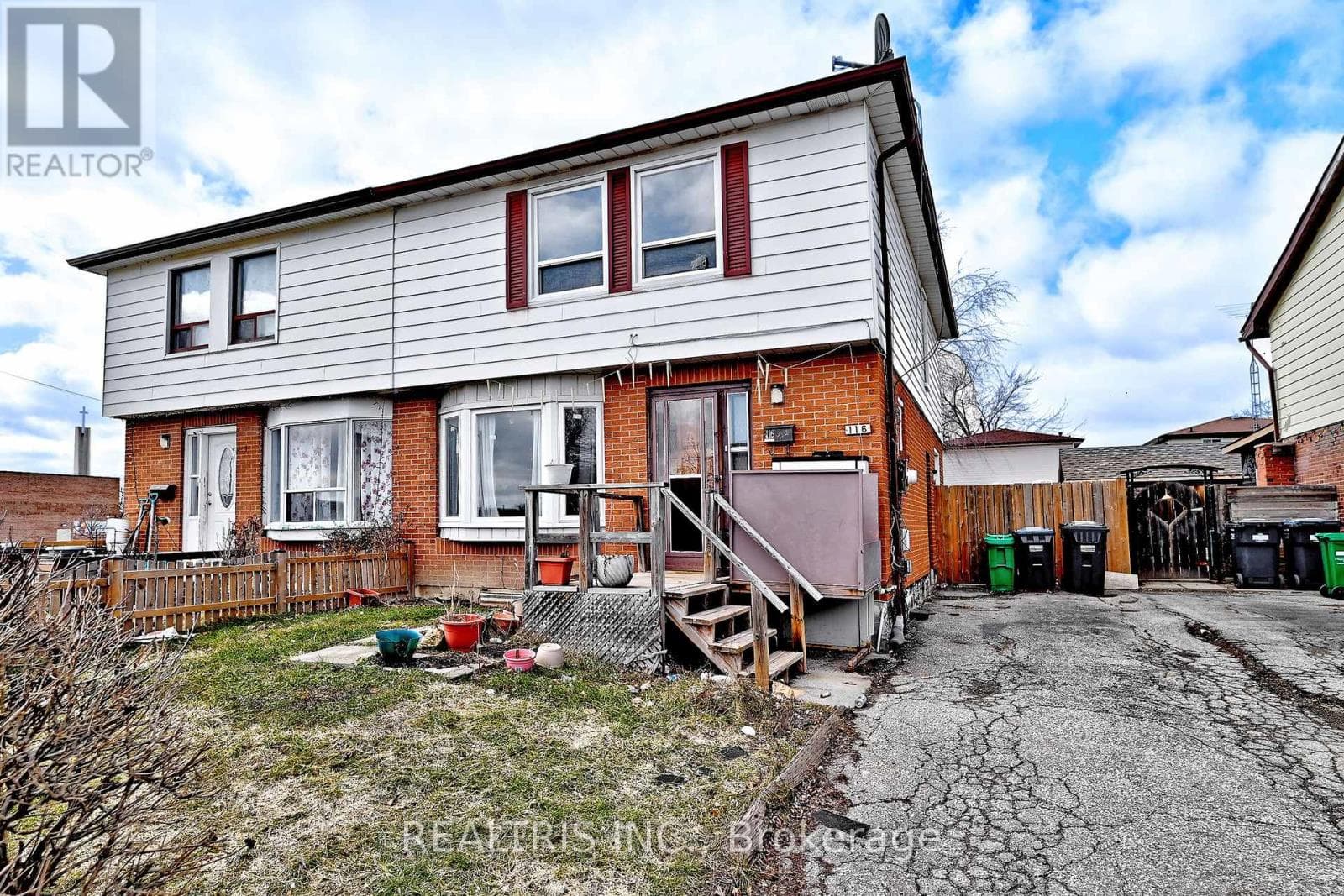 Photo of 116 SUTHERLAND AVENUE