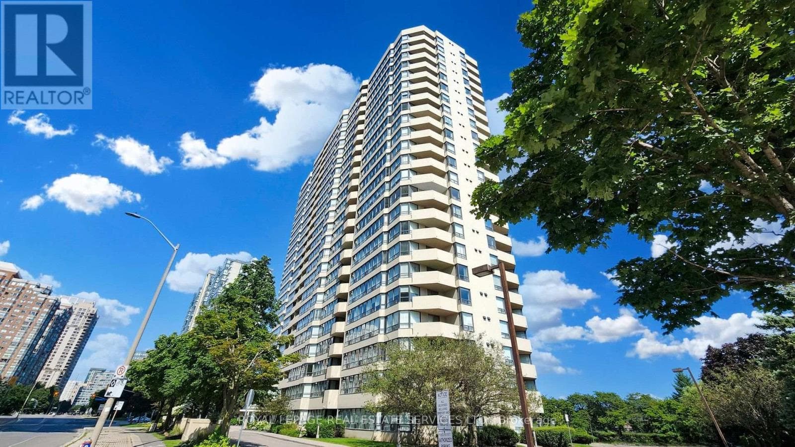 Photo of 2010 - 400 WEBB DRIVE