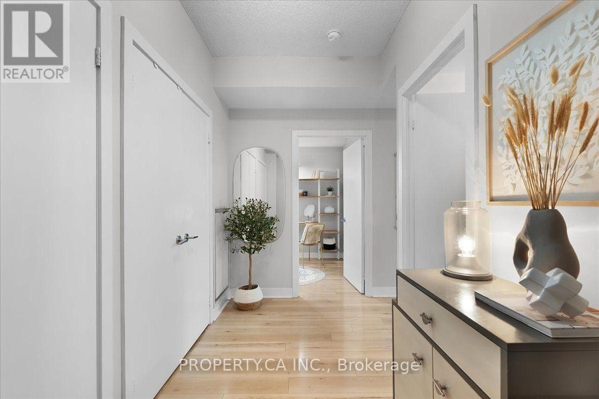 Photo of 1204 - 438 KING STREET W