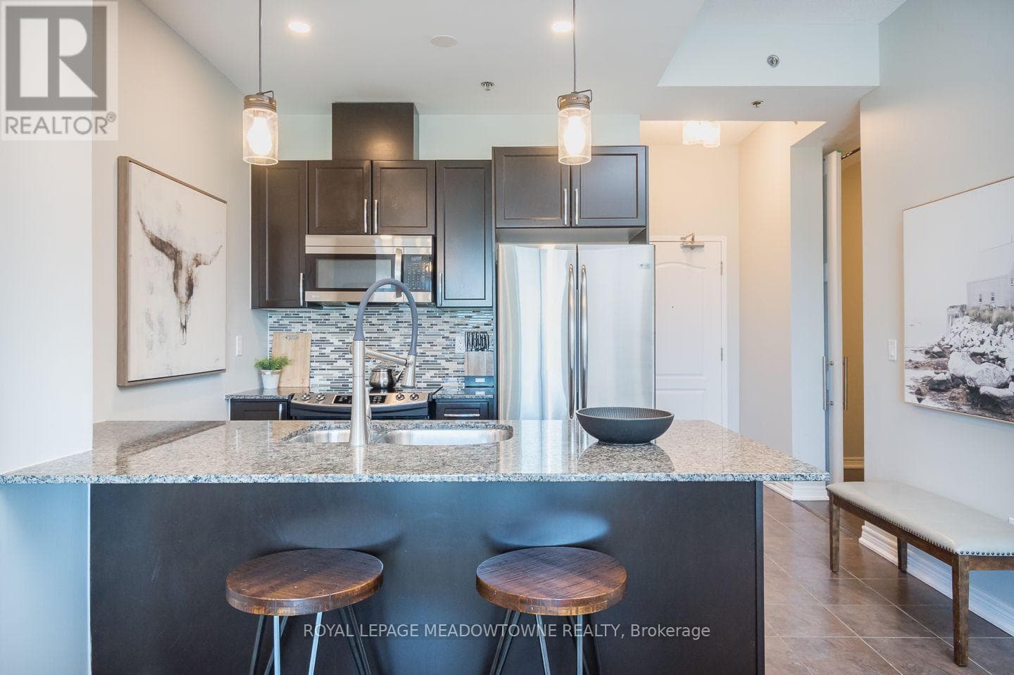 Photo of 607 - 1419 COSTIGAN ROAD