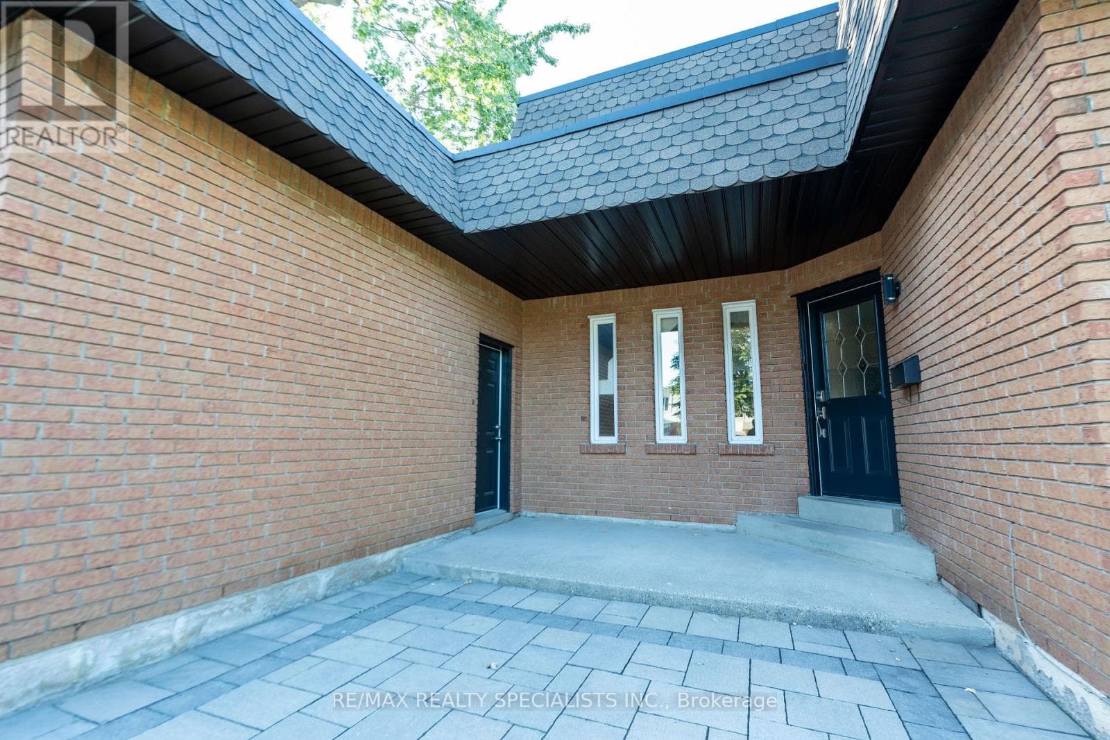 Photo of 39 PARKSIDE DRIVE