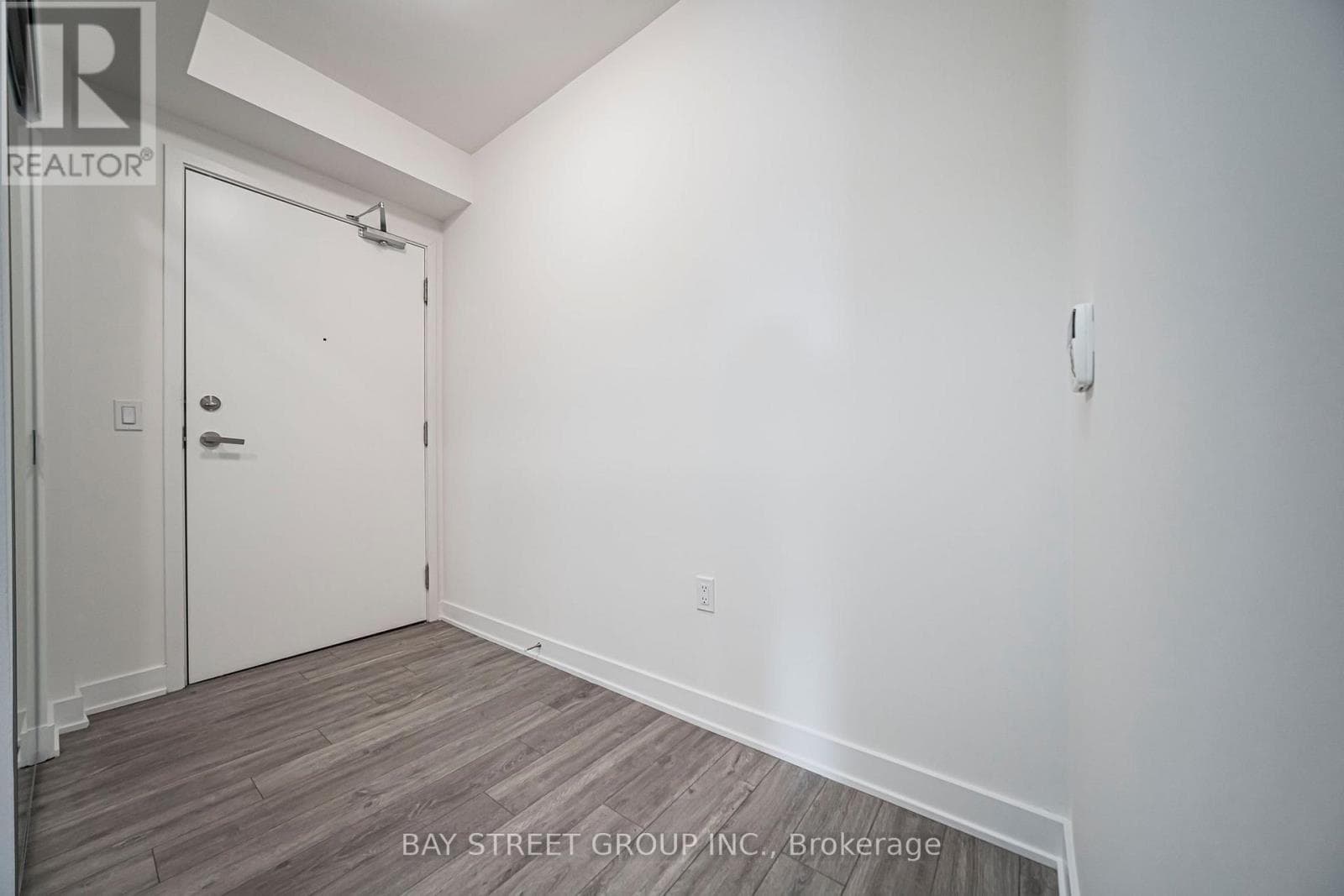 Photo of 2412 - 195 REDPATH AVENUE