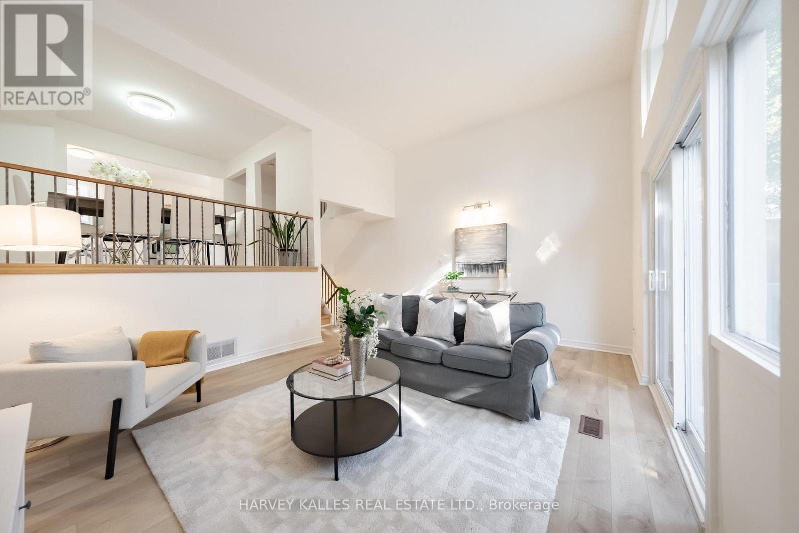 Photo of 102 JENNY WREN WAY