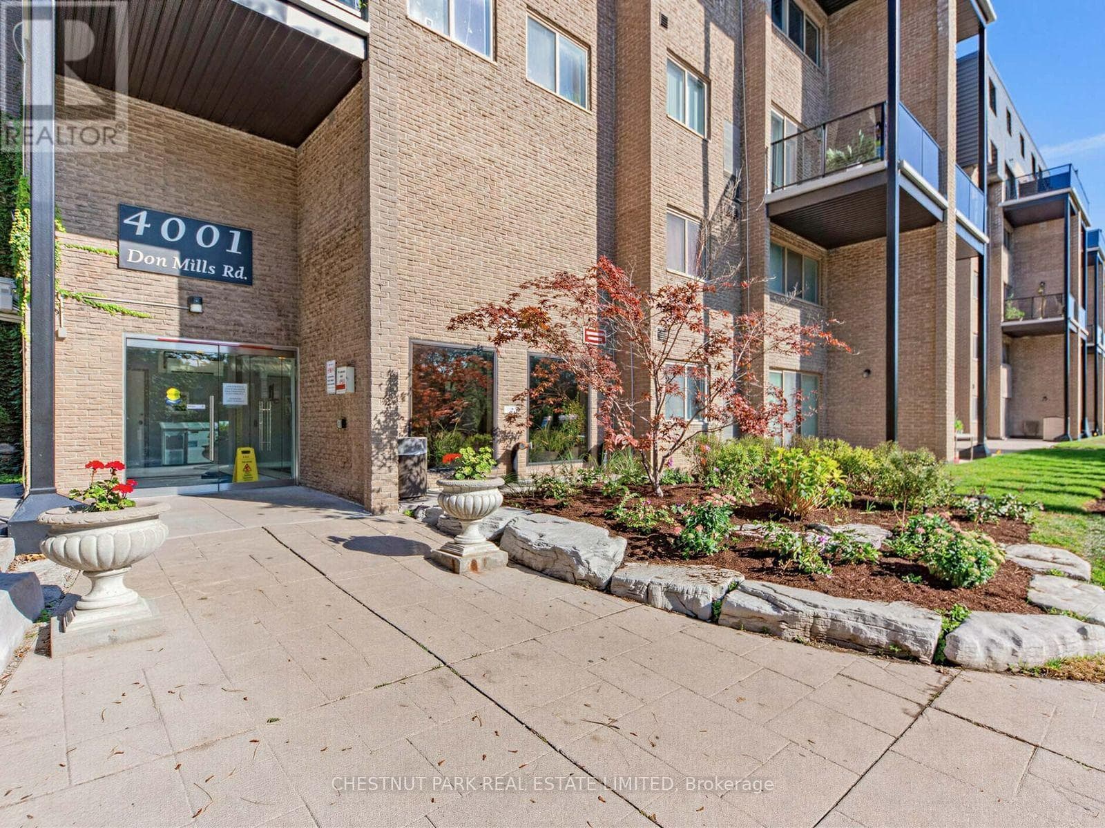 Photo of 128 - 4001 DON MILLS ROAD