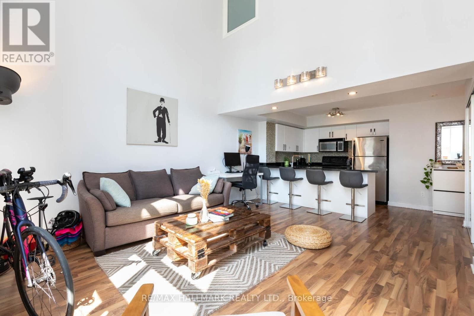 Photo of 314 - 21 EARL STREET