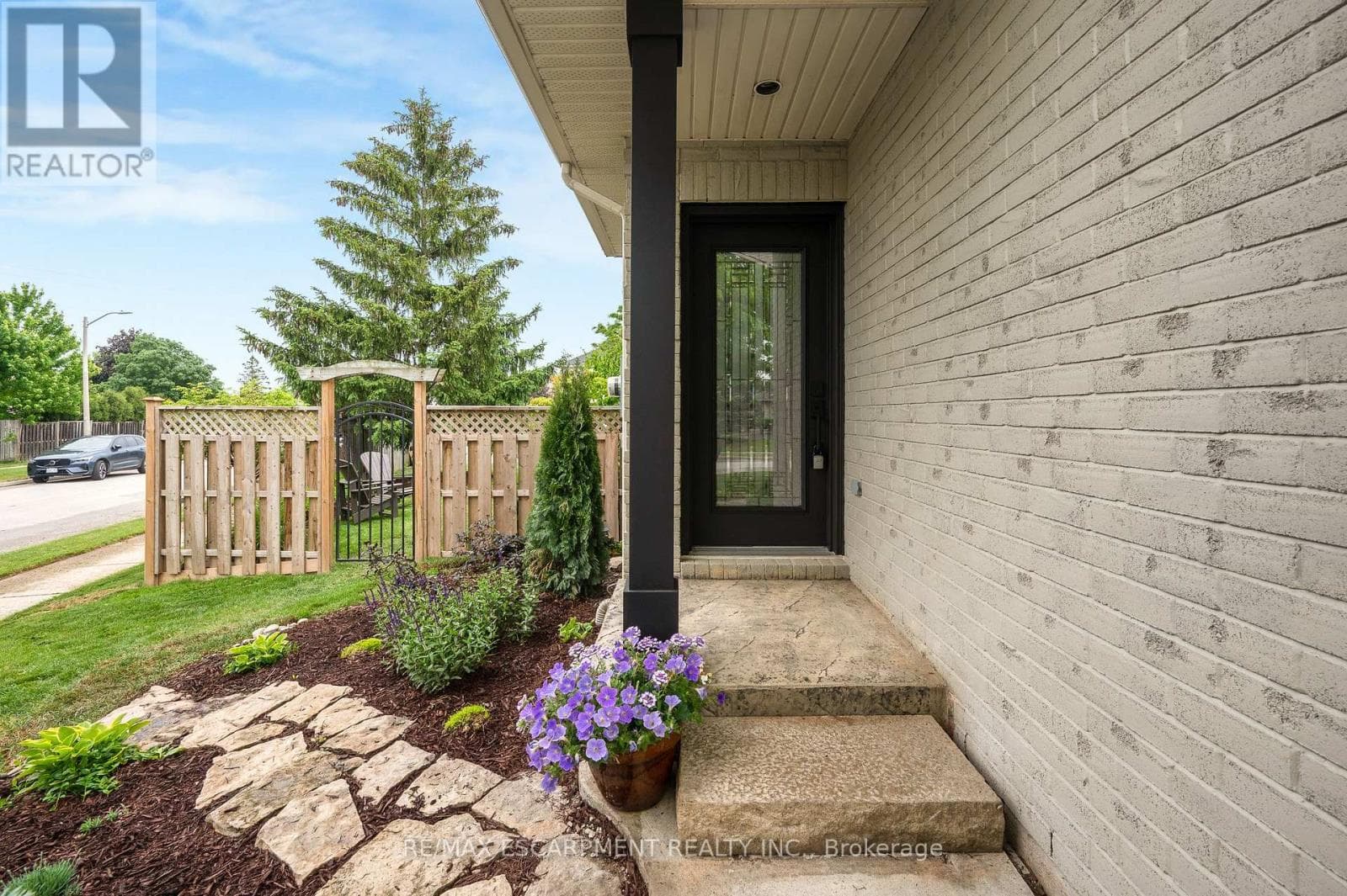 Photo of 4014 JARVIS CRESCENT