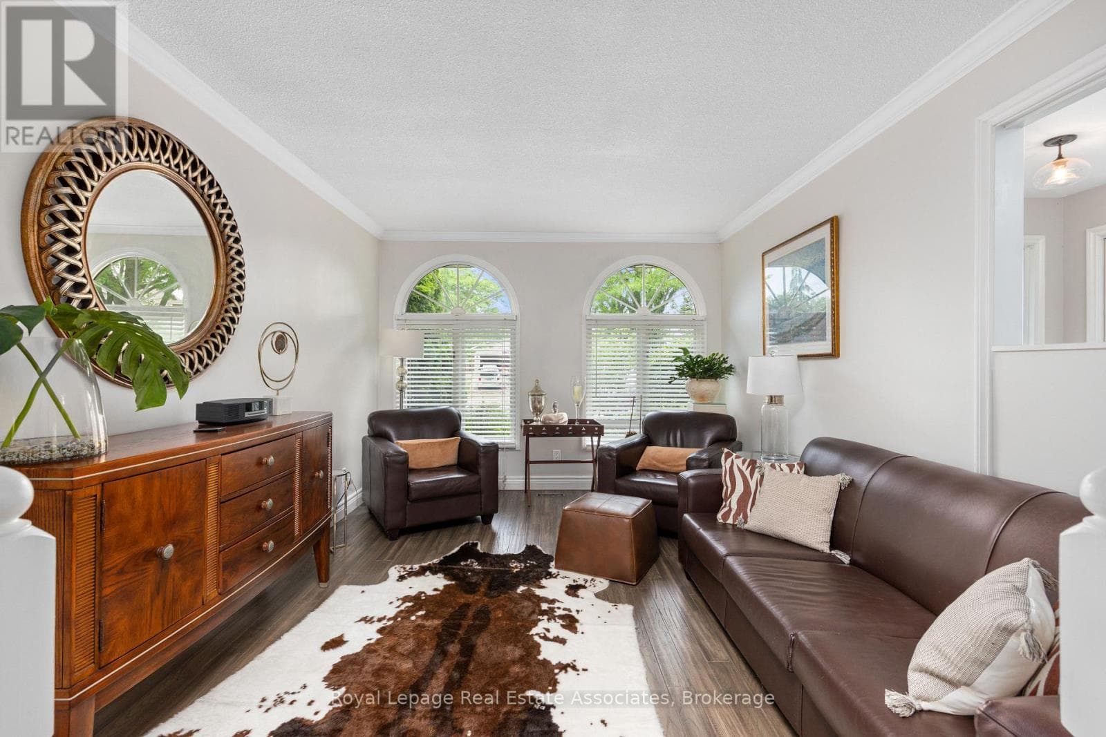 Photo of 537 MATHEWMAN CRESCENT