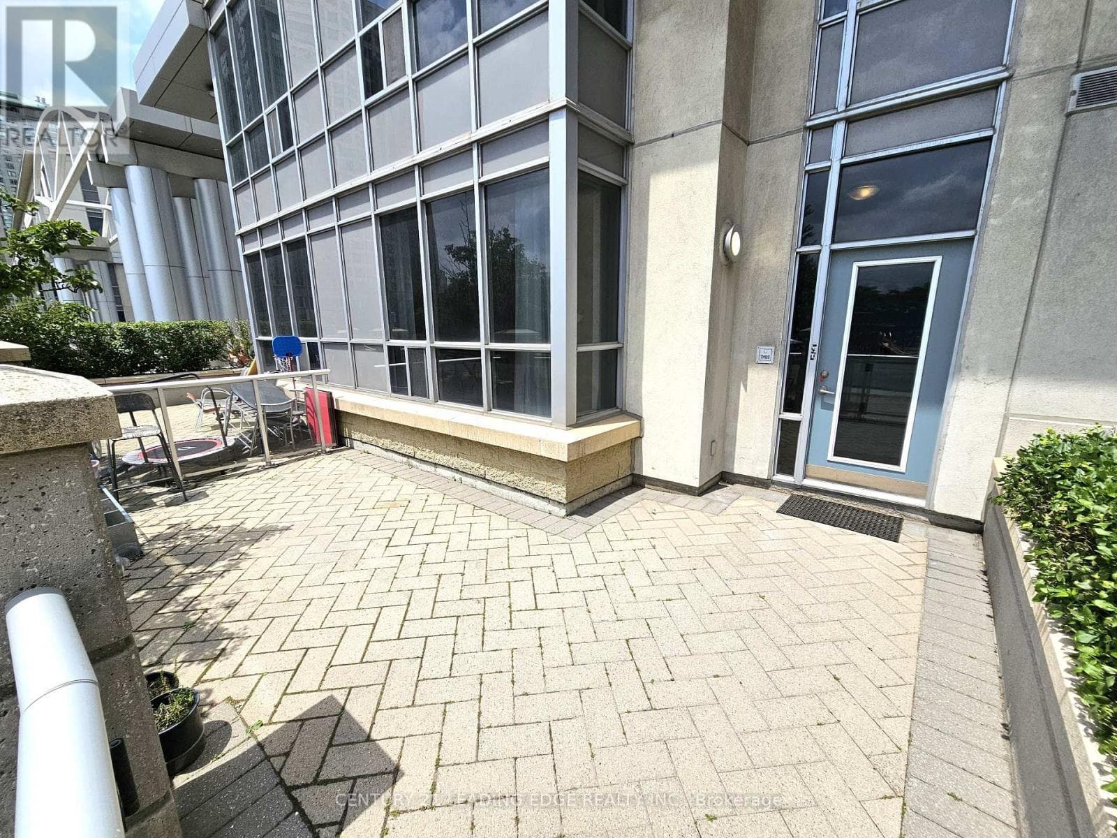Photo of TH120 - 38 LEE CENTRE DRIVE