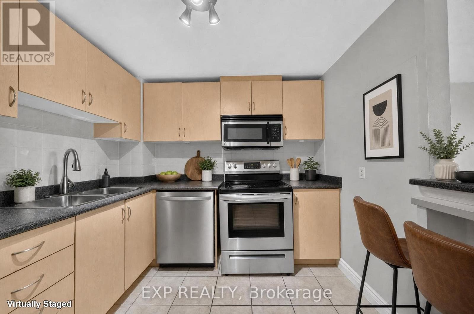 Photo of 404 - 6720 GLEN ERIN DRIVE