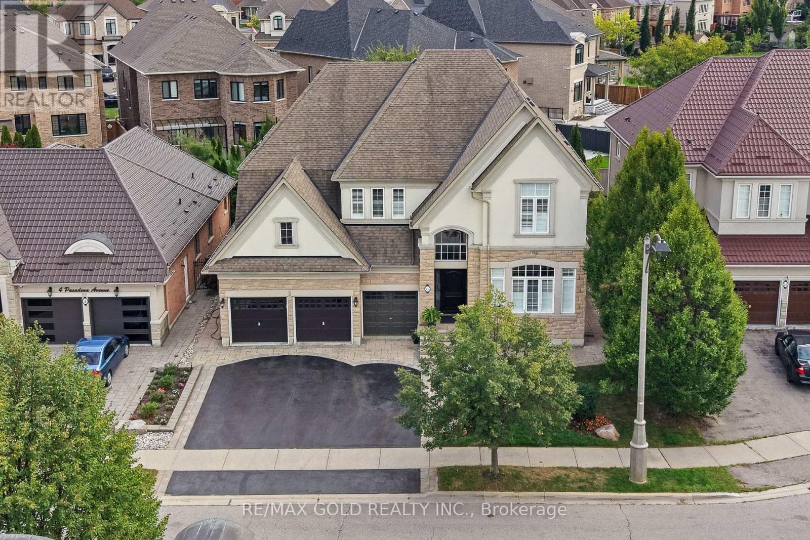 Photo of 6 PASADENA AVENUE