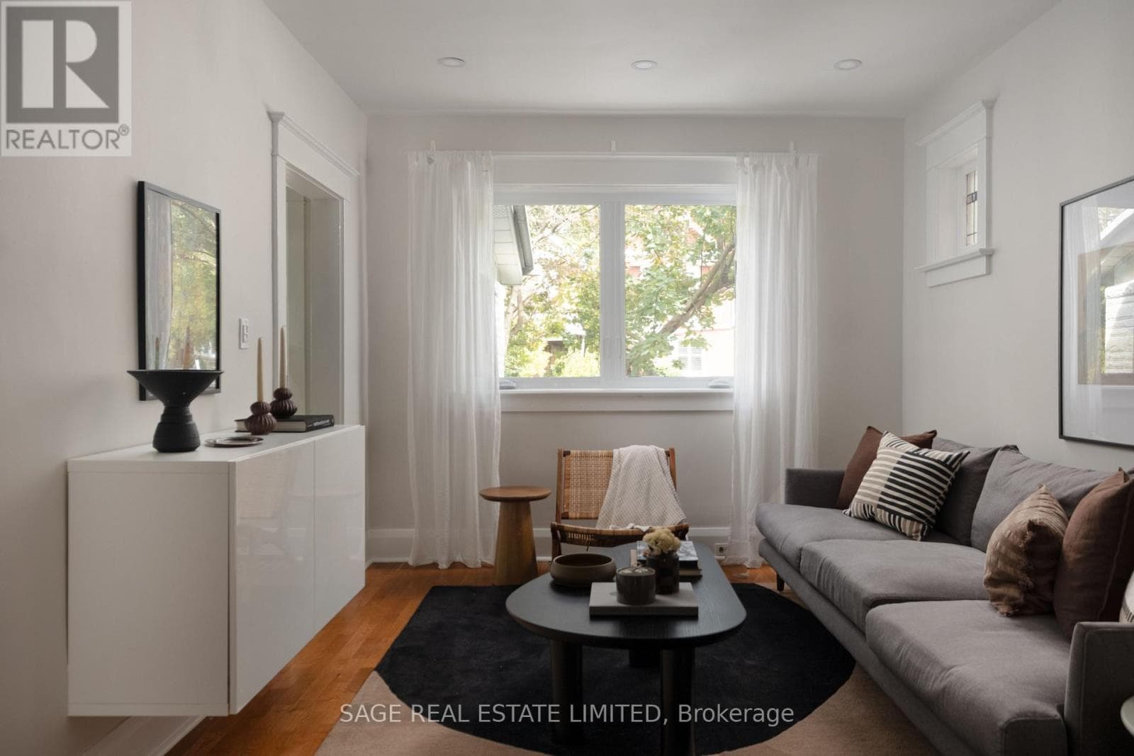 Photo of 74 BARRINGTON AVENUE