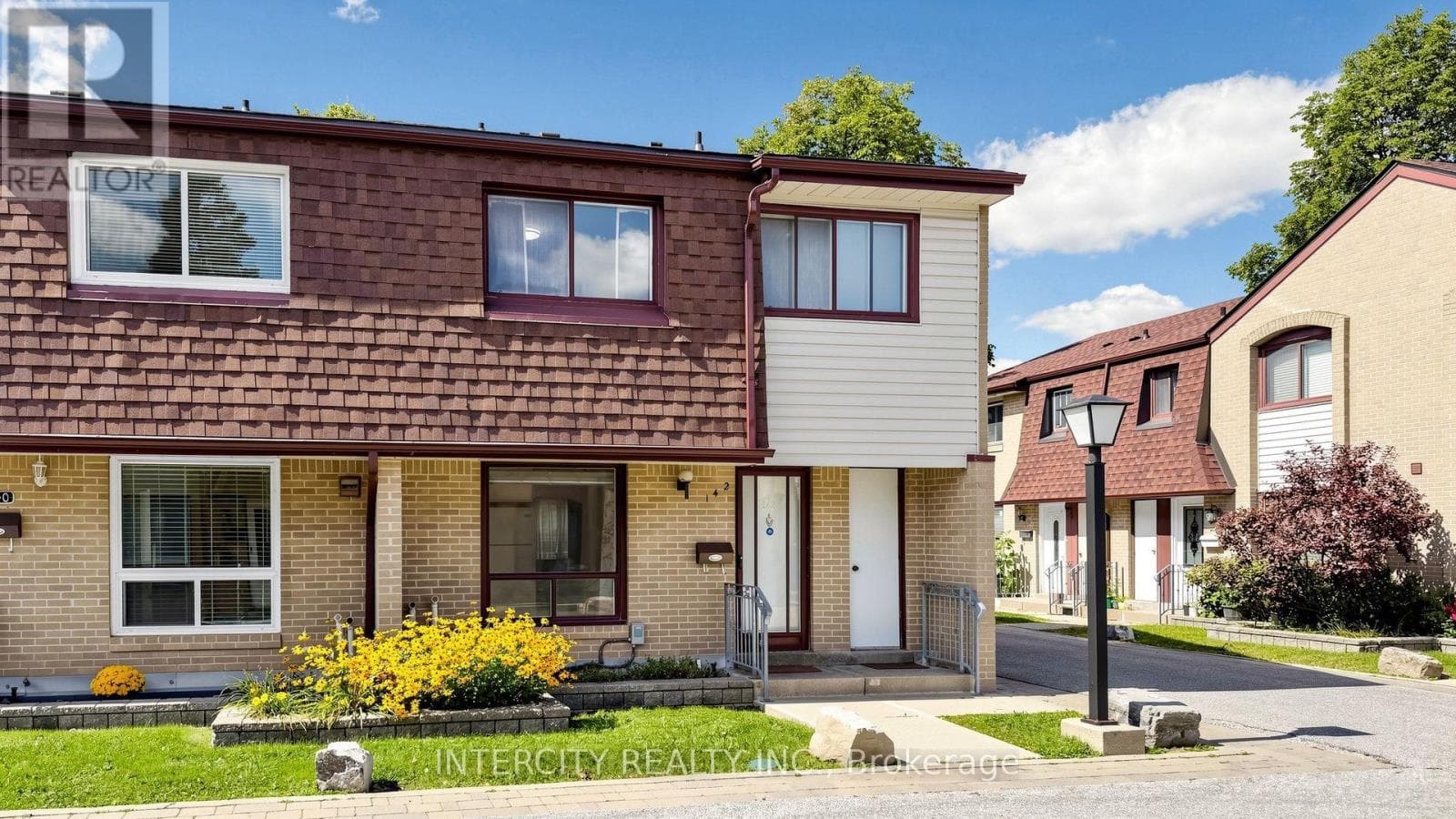 Photo of 142 - 21 LIVONIA PLACE