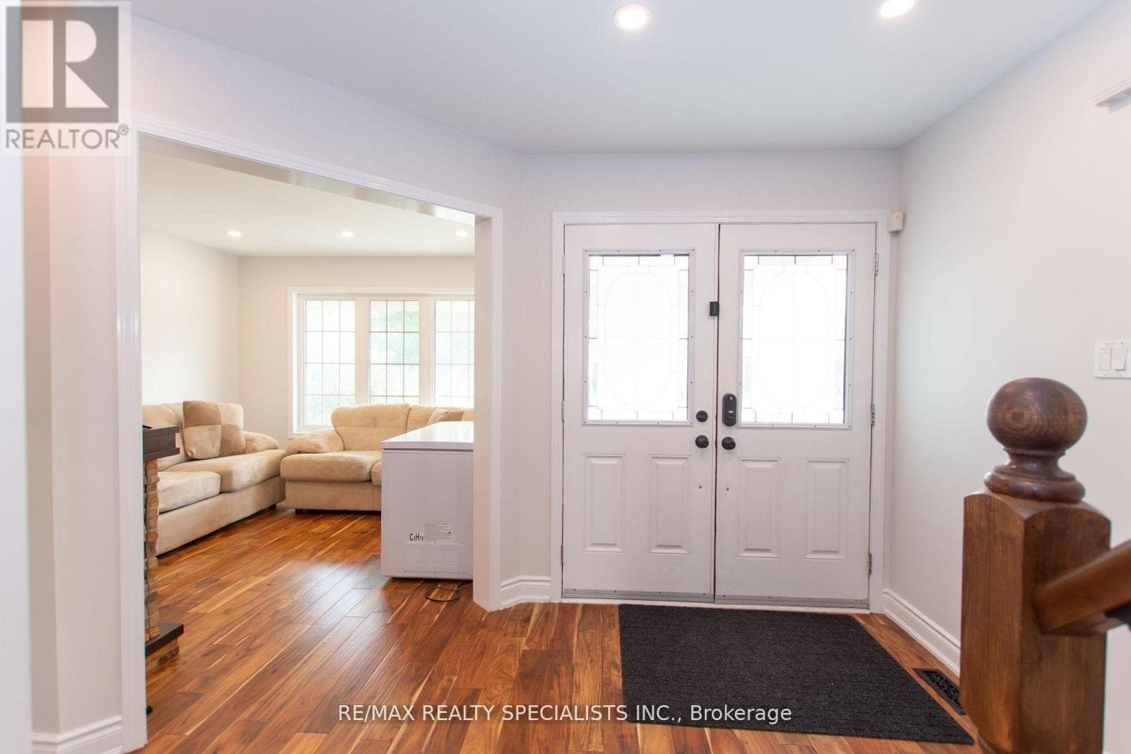 Photo of 929 PHILBROOK DRIVE