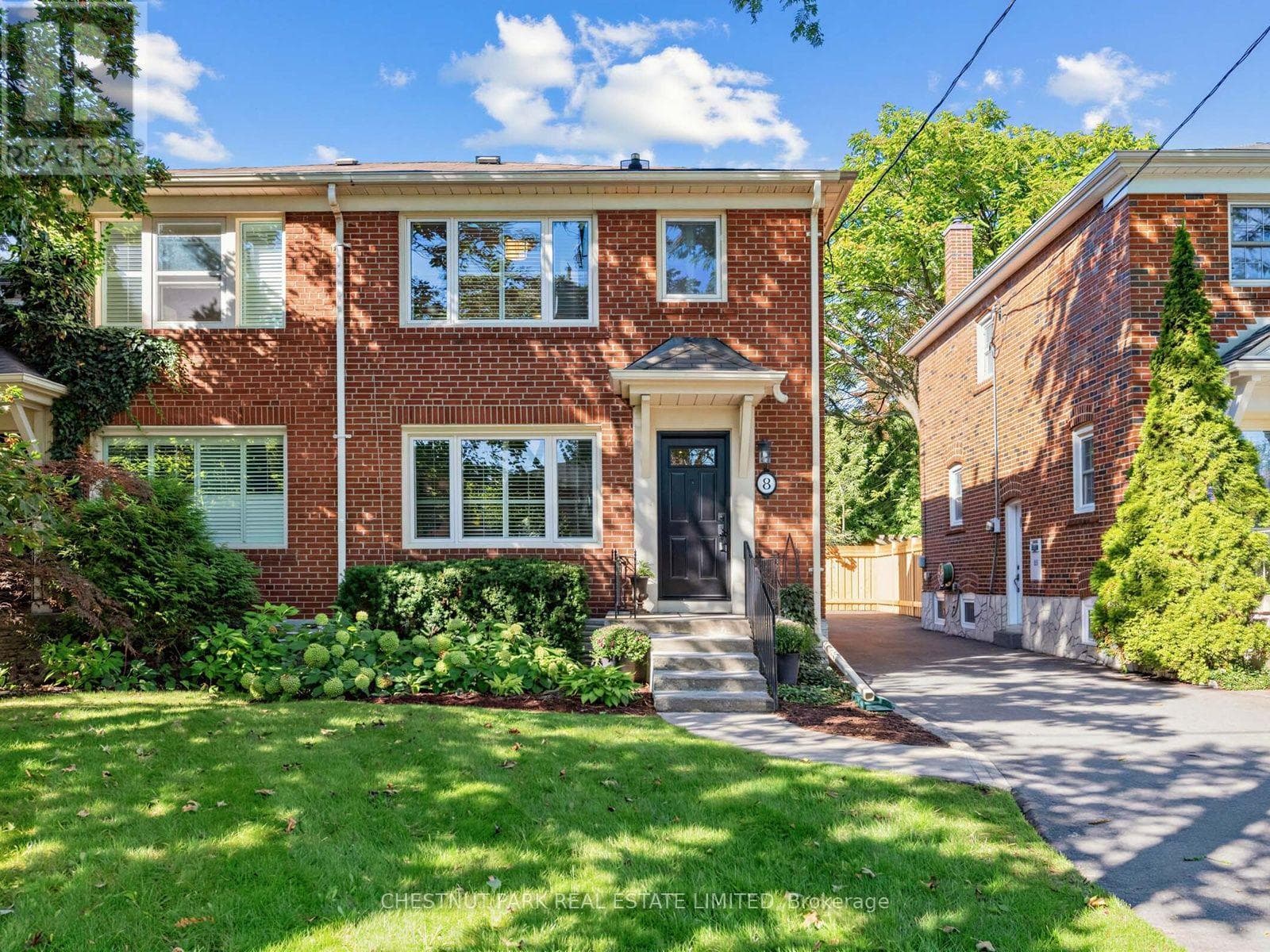 Photo of 8 BEAUFIELD AVENUE