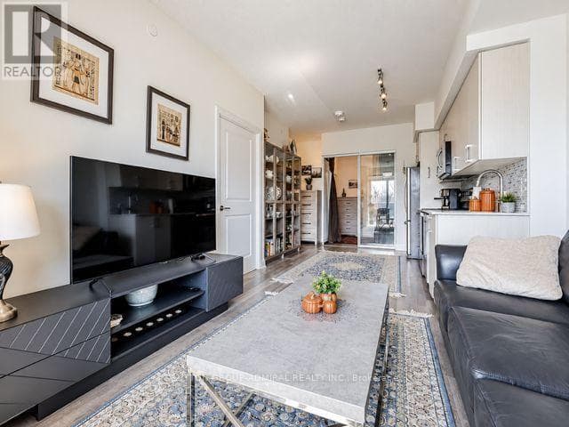 Photo of 335 - 3121 SHEPPARD AVENUE E