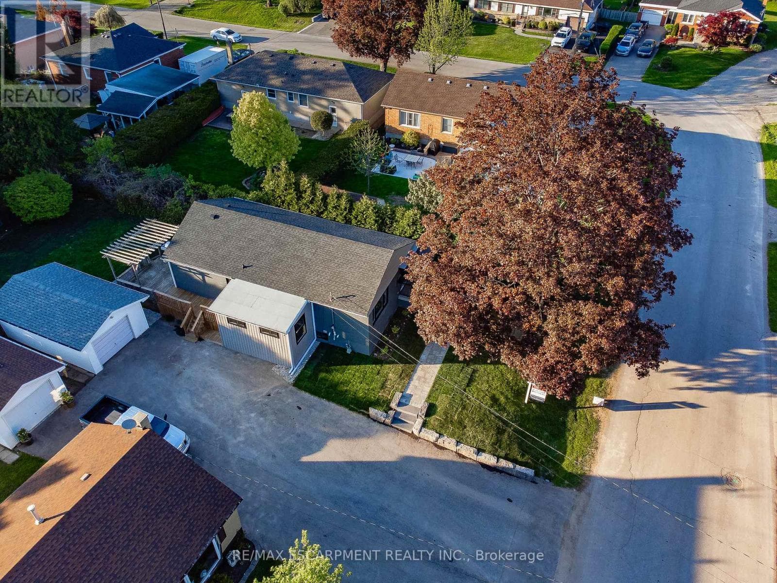 Photo of 1041 SHEPHERD'S DRIVE