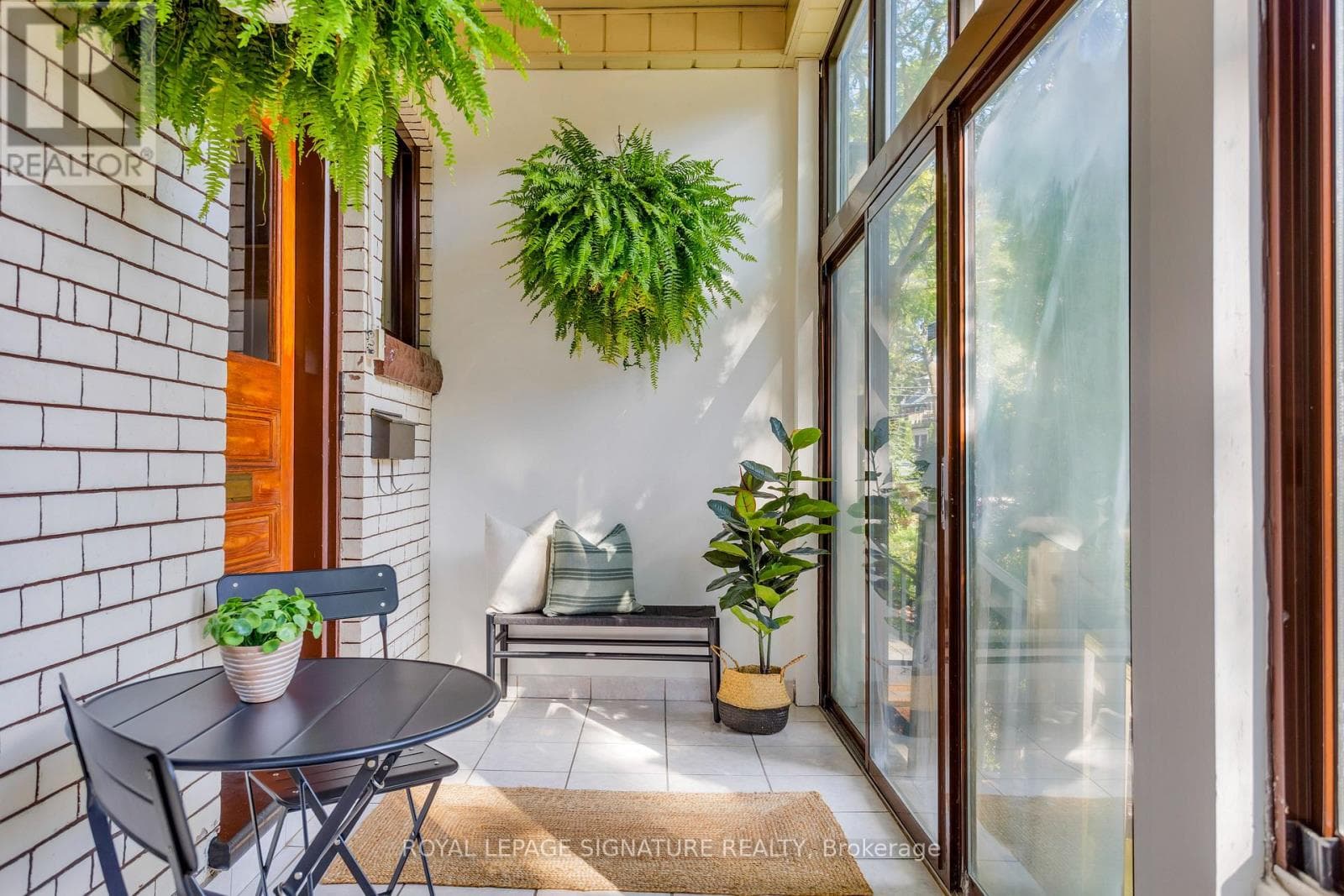 Photo of 36 COWAN AVENUE