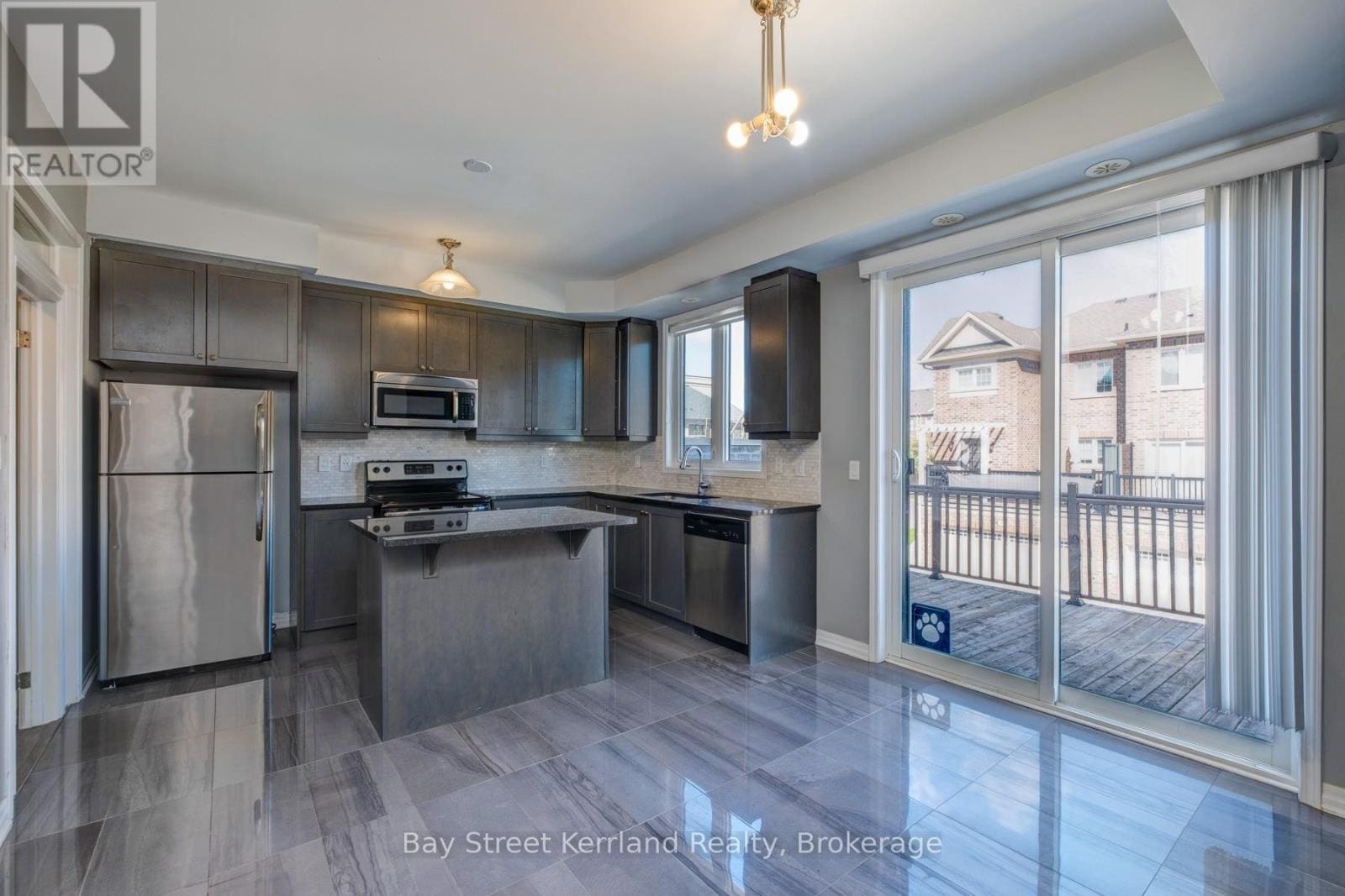 3083 George Savage Ave