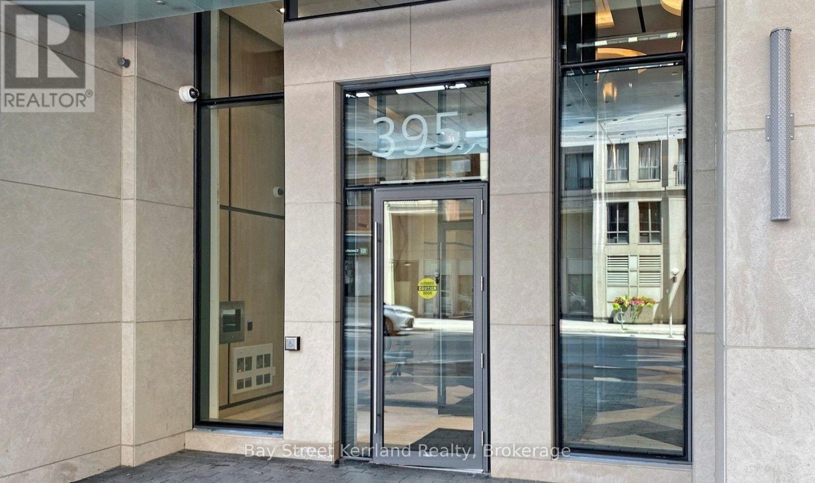 395 Bloor St E #2808