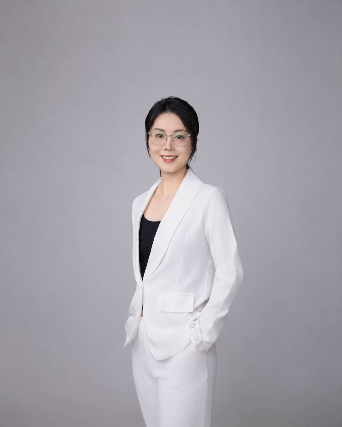 Vivian  Luo