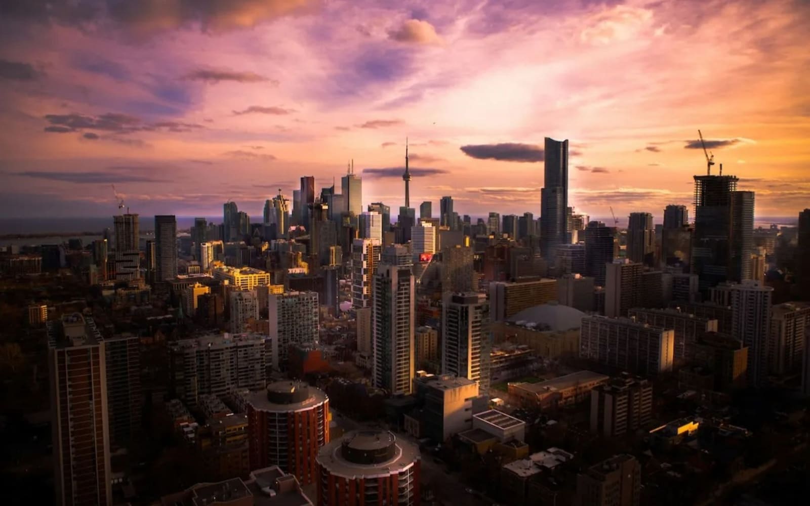 Canada Housing Market Shifts From Shortage to Surplus as Starts Plunge and Unsold Inventory Climbs