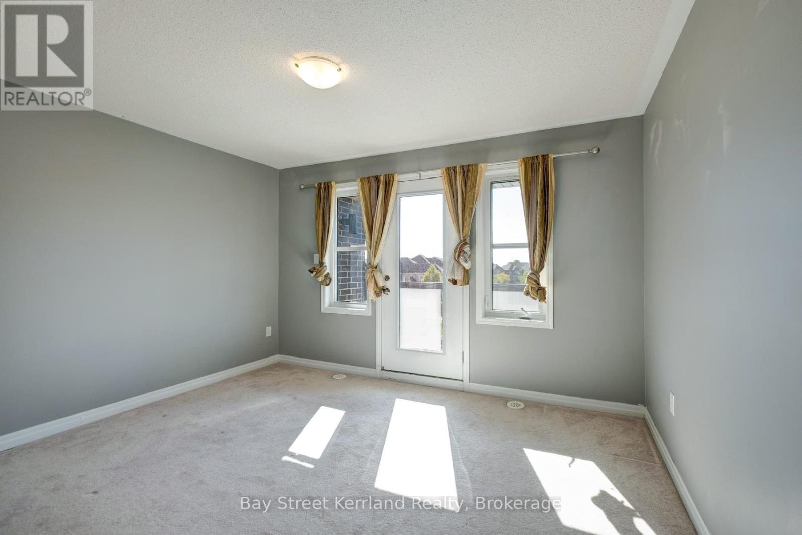 3083 George Savage Ave