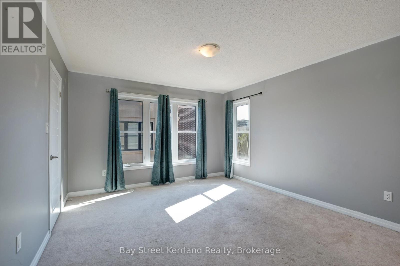 3083 George Savage Ave